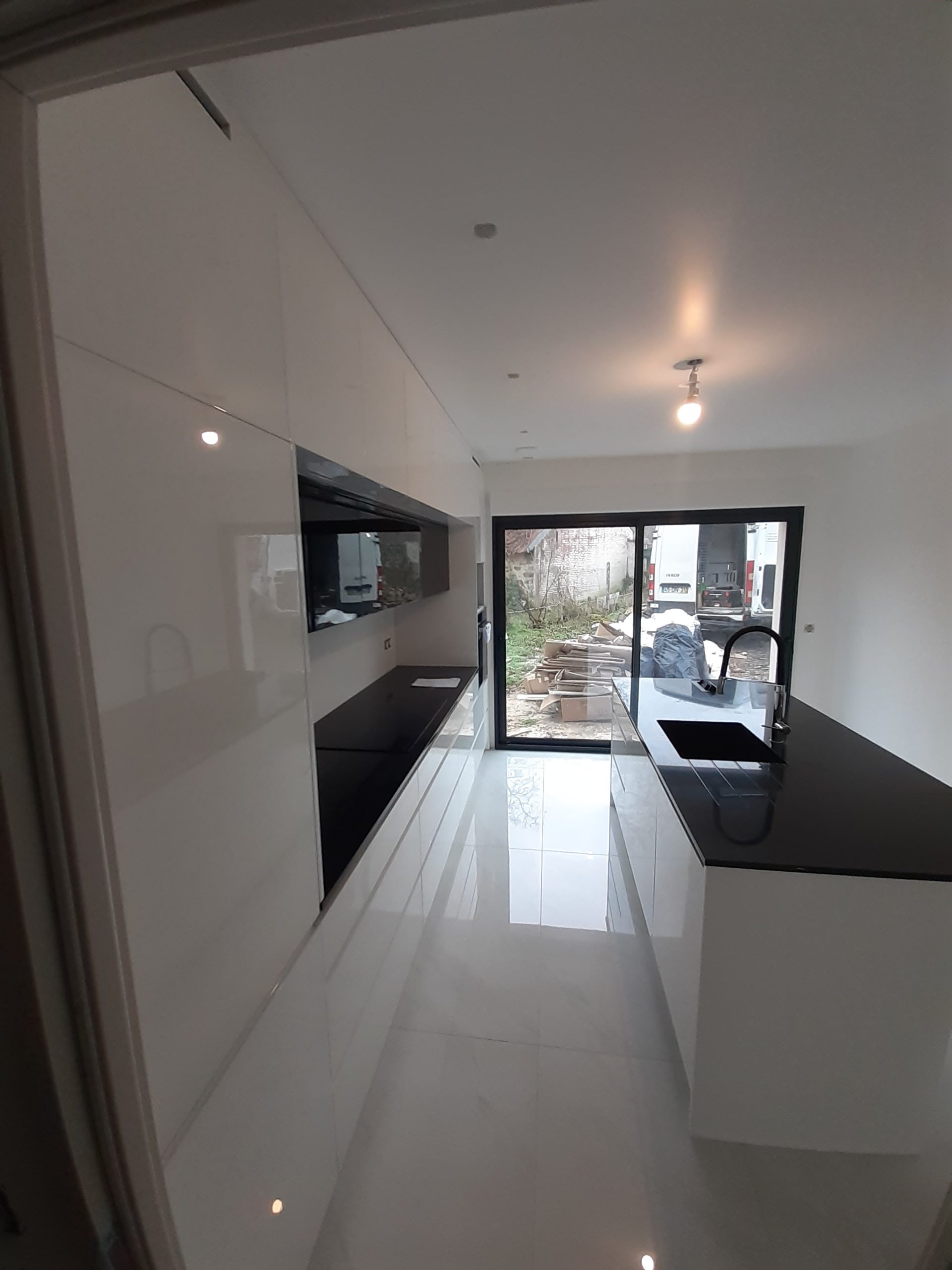 Cozinha branca / clara