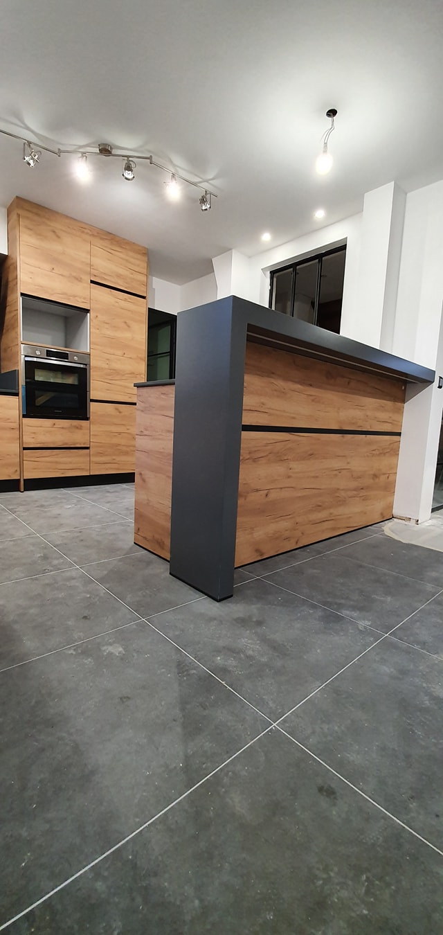 Cozinhas tons de madeira