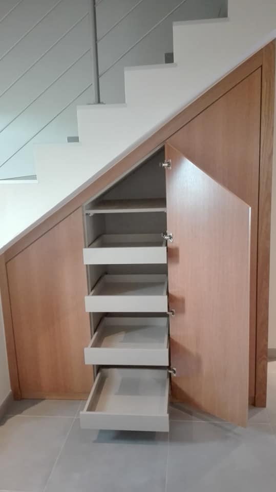 Roupeiros Inclinados